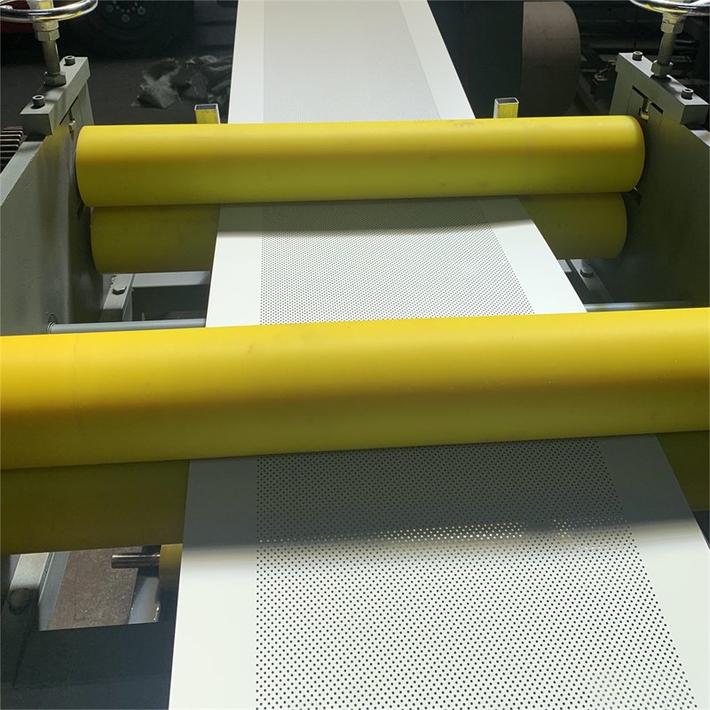 彩塗闆沖孔卷帶